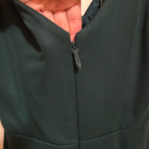 LIKE NEW! Women's Azazie Emerald Green Full Length Dress - 0 - Picture 8 of 10